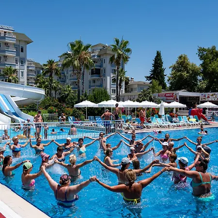 Hotel The Garden Konaklı