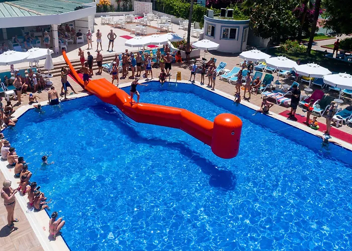 Hotel The Garden 4*