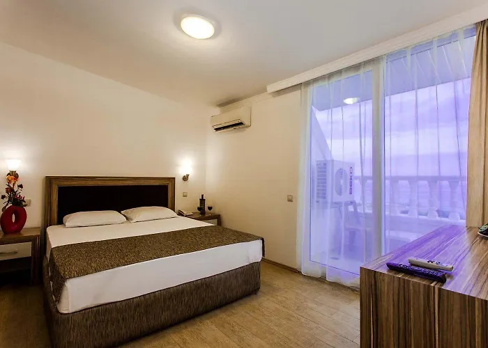 The Garden Hotel Konaklı