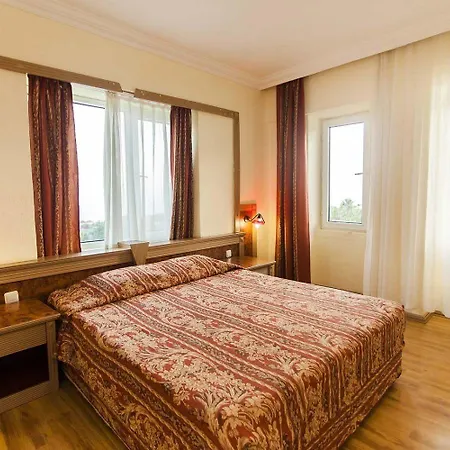 The Garden Hotel 4*