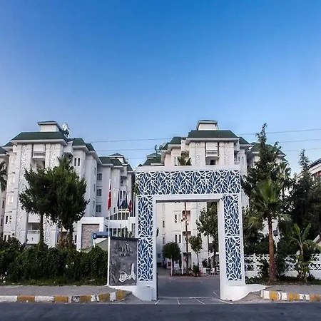 Hotel The Garden Konaklı